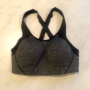 Victoria Secret Sport high impact bra